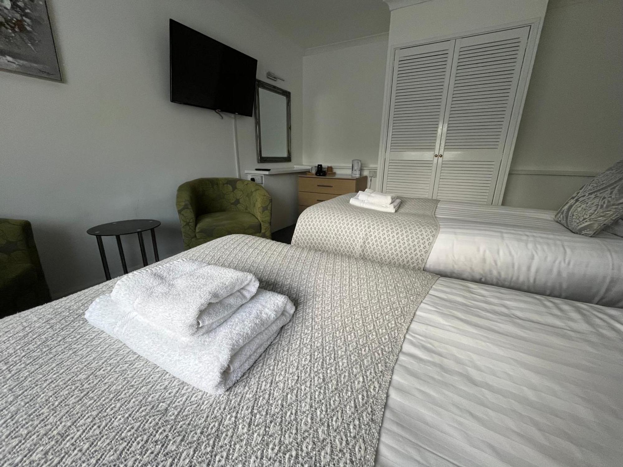 The Paddocks Hotel ซีมอนด์สยาต ภายนอก รูปภาพ