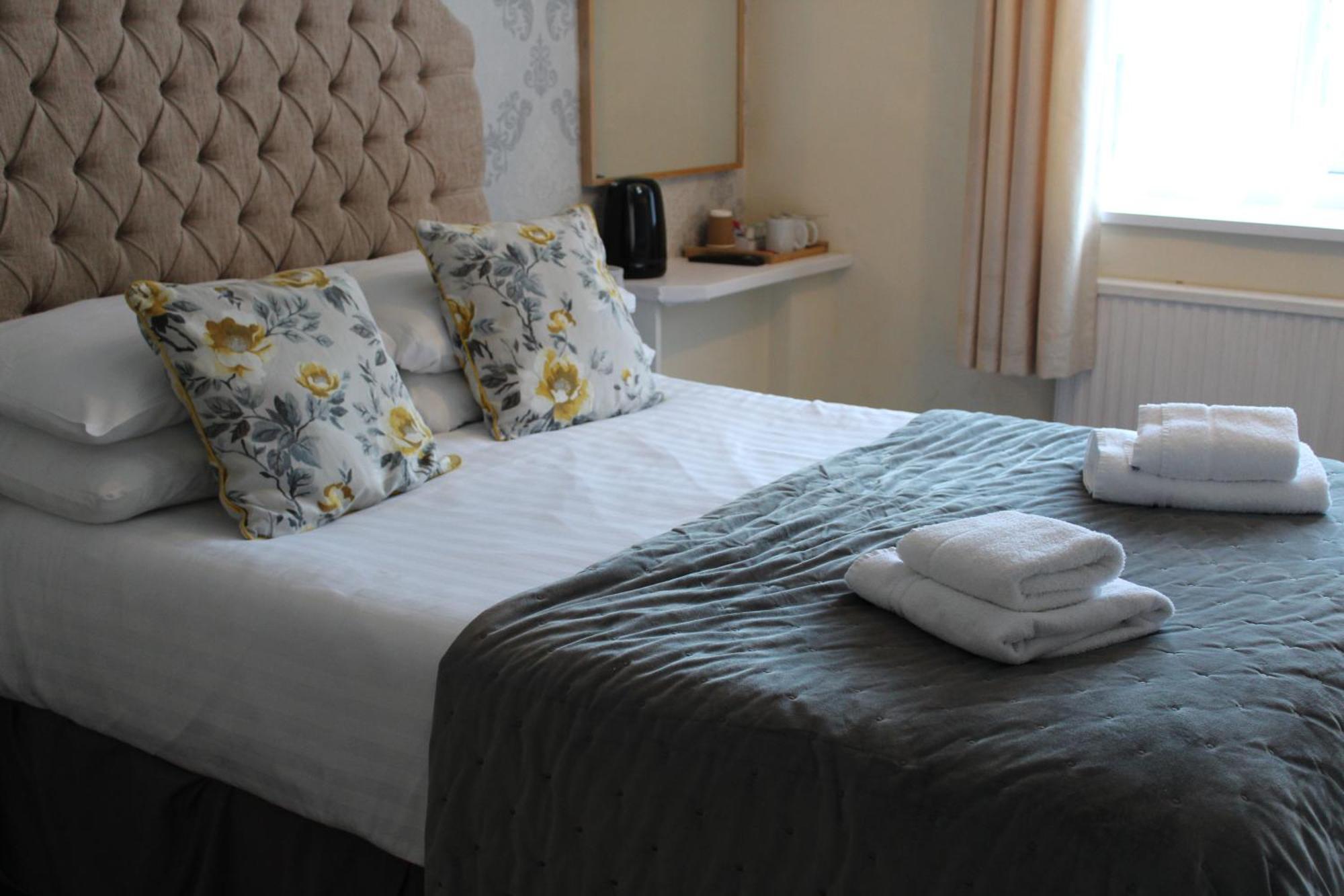 The Paddocks Hotel ซีมอนด์สยาต ภายนอก รูปภาพ